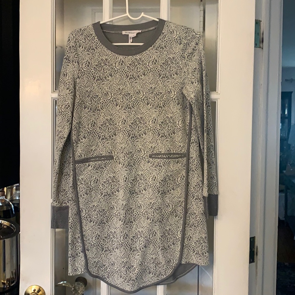 BCBG Long sleeve textured dress